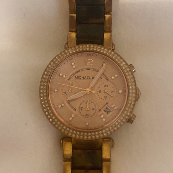 Michael Kors watch - Picture 2 of 2